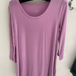 Stretchy fabric great condition no irregularities. Size runs large